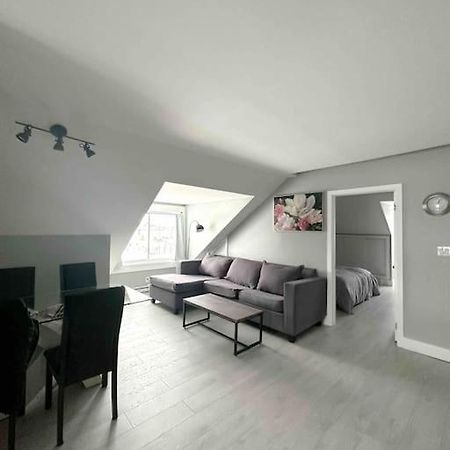 Unique Modern Luxury 2 Bedroom Apartment Rental Chapleau Экстерьер фото
